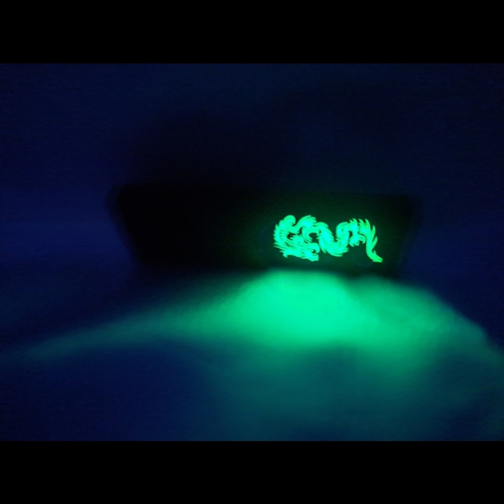 GLOW IN THE DARK RECHARGEABLE LIGHTER - Picture 7 of 7